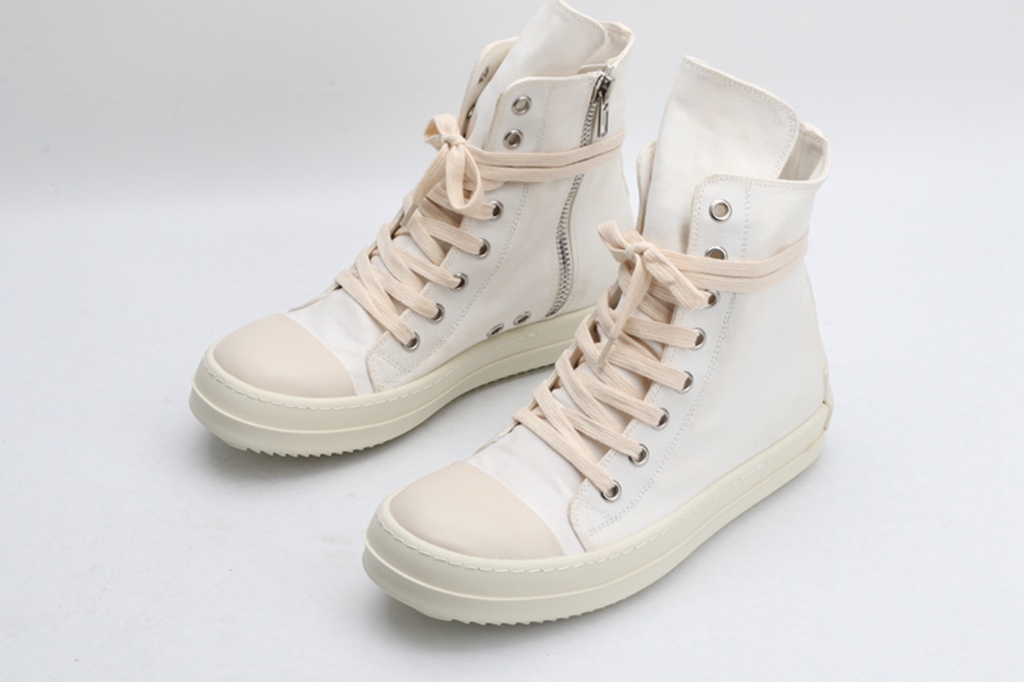 R.O sneakers